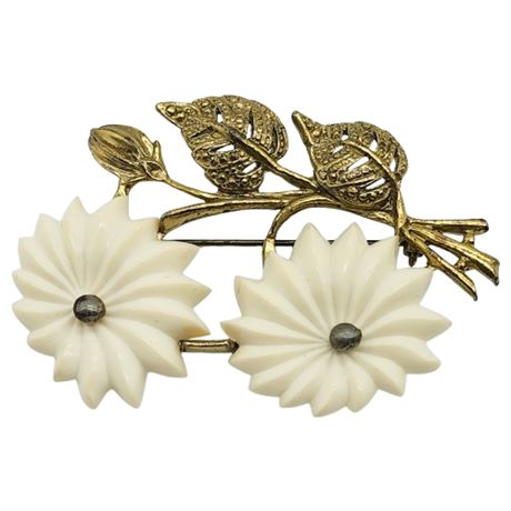 Vintage Gold Tone Molded Plastic Flowers Brooch