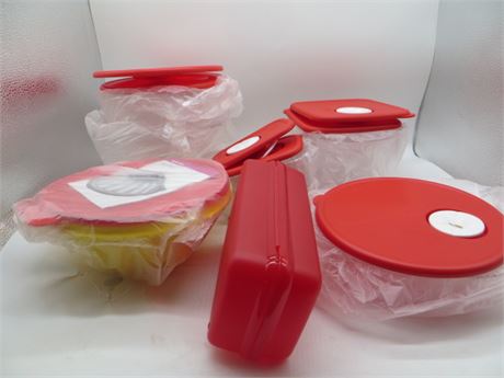 NEW VINTAGE TUPPERWARE RED ROUND BOWLS, RECTANGLE & SQUARE & MAGIC MOLD