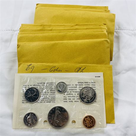 20x 1969 Canada Mint Sets