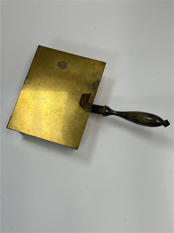Brass would handle crumb catcher ashtray
