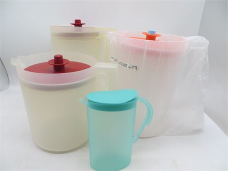 NEW VINTAGE TUPPERWARE 4 PITCHERS, 2 TWO QUART, 1 MED. & 1 SMALL