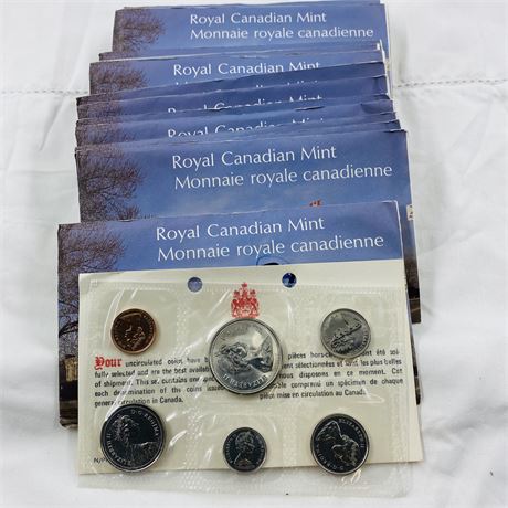 17x 1977 Canada Mint Sets
